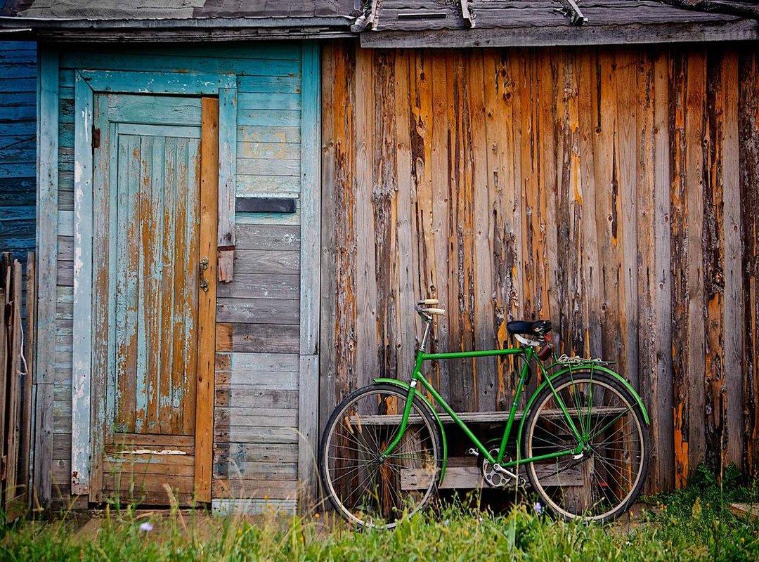 Beyond Minimalism: Larger Artworks with a Korean Twist